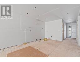 115 VICTORIA AVENUE - 4