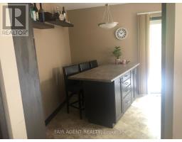 562 ERINBROOK DRIVE - 14