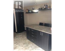 562 ERINBROOK DRIVE - 18