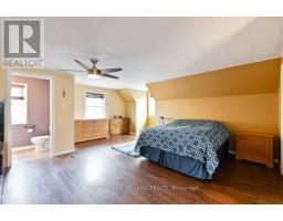 40 ST GEORGE STREET - 18