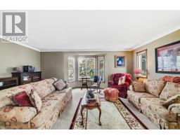 77242 LONDON ROAD - 13