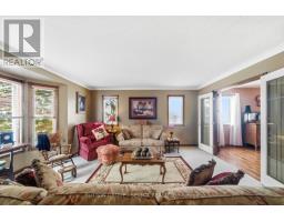 77242 LONDON ROAD - 14