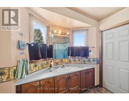 77242 LONDON ROAD - 19