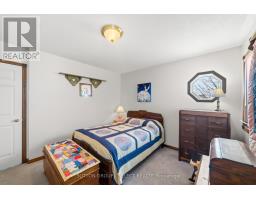 77242 LONDON ROAD - 21