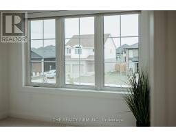 52 ROYAL CRESCENT - 35