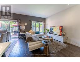 1090 OAKCROSSING ROAD - 8