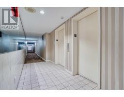 912 - 570 PROUDFOOT LANE - 25