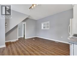 572 PALL MALL STREET - 14