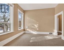 572 PALL MALL STREET - 37