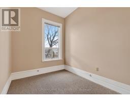 572 PALL MALL STREET - 38