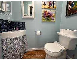 326 VIDAL STREET N - 11