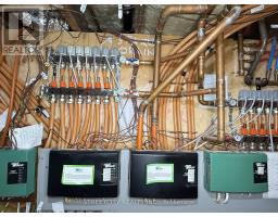 326 VIDAL STREET N - 40