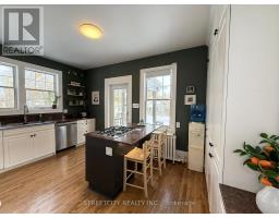 326 VIDAL STREET N - 8