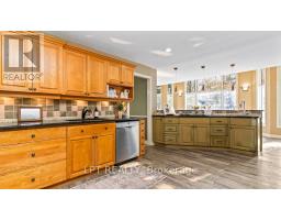 488 SUNNYSIDE CRESCENT - 13