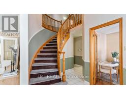 488 SUNNYSIDE CRESCENT - 18