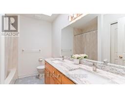 488 SUNNYSIDE CRESCENT - 34