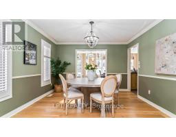 488 SUNNYSIDE CRESCENT - 8