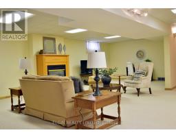 10 PALMER COURT - 19