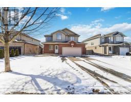 1678 BLACKMAPLE CRESCENT - 2