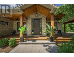 12 PARKLAND PLACE - 3