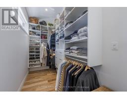 12 PARKLAND PLACE - 30