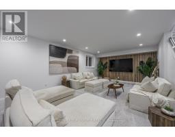 12 PARKLAND PLACE - 37