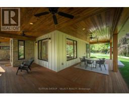 12 PARKLAND PLACE - 4