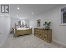 12 PARKLAND PLACE - 40