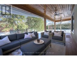 12 PARKLAND PLACE - 48