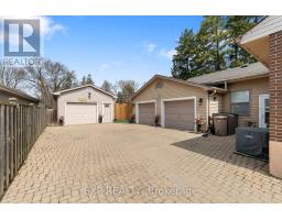 1864 PARKHURST AVENUE - 3