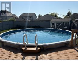 16 FALCONRIDGE COURT - 33