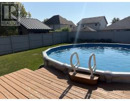 16 FALCONRIDGE COURT - 34