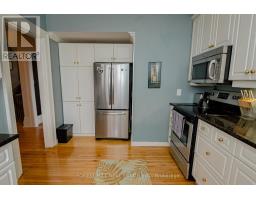 98 CENTRAL AVENUE - 23