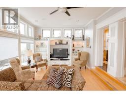 98 CENTRAL AVENUE - 38