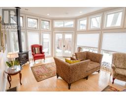 98 CENTRAL AVENUE - 40