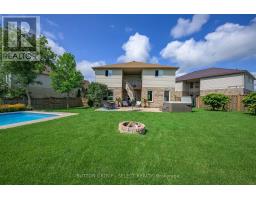 1711 CEDARCREEK CRESCENT - 46