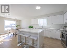 1711 CEDARCREEK CRESCENT - 7