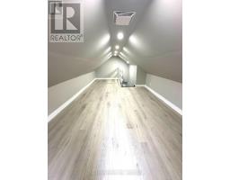 437 CHARLOTTE STREET - 19