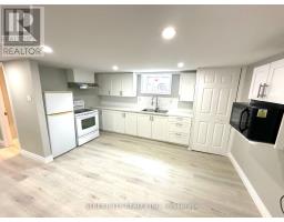 437 CHARLOTTE STREET - 27