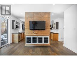 16 - 433 HYDE PARK ROAD - 13