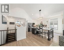 35 COMPASS TRAIL - 16