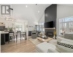 35 COMPASS TRAIL - 18