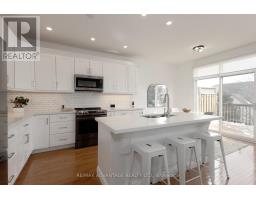 477 BLUE JAY DRIVE - 11