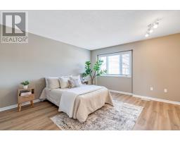 78 - 1535 TROSSACKS AVENUE - 20