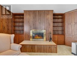 294 STEPHEN STREET - 18