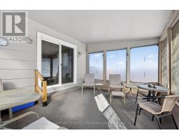 294 STEPHEN STREET - 21