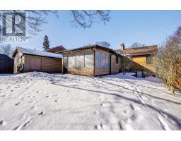 294 STEPHEN STREET - 32