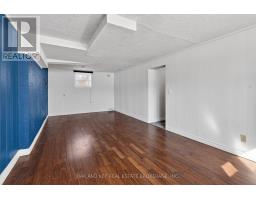 1878 CHURCHILL AVENUE - 31