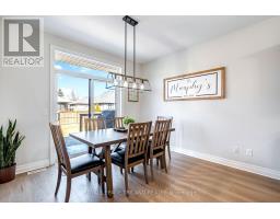 706 BENNETT CRESCENT - 18