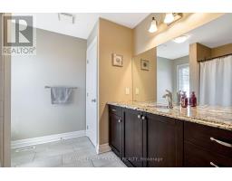 706 BENNETT CRESCENT - 32